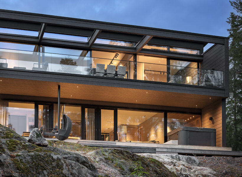 Moderni yksilöllinen hirsitalo Villa Cubic