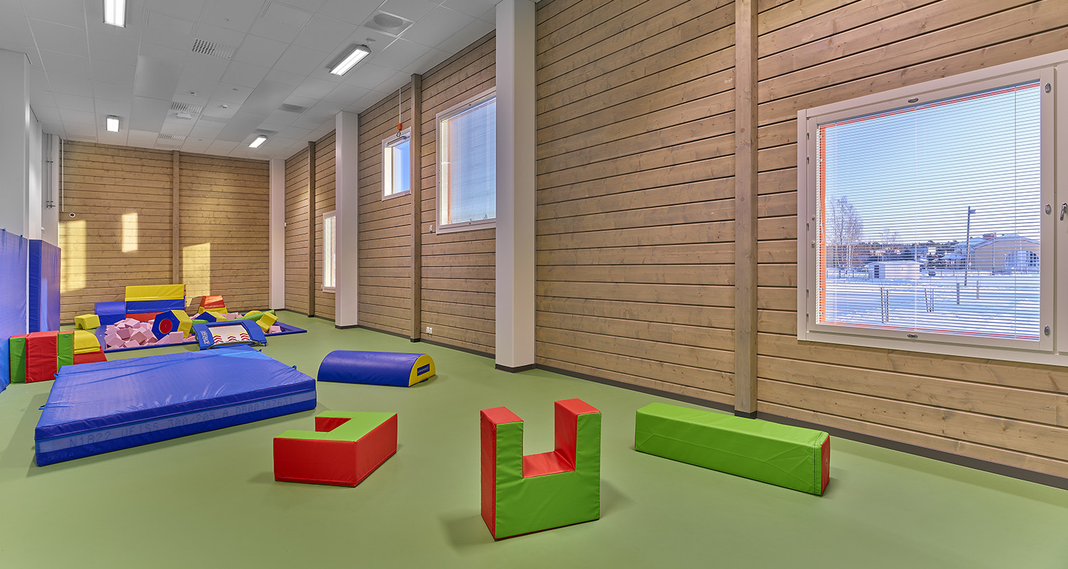 Eine Blockschule in Finnland